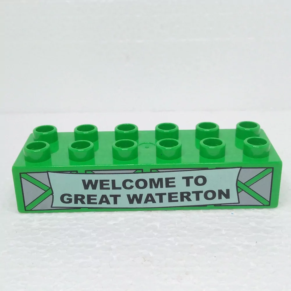 Lego® Duplo® Kostka 2x6 potisk nápis "WELCOME TO GREAT WATERTON"