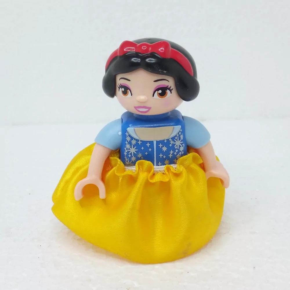 Lego® Duplo® Panáček Žena Sněhurka se sukní