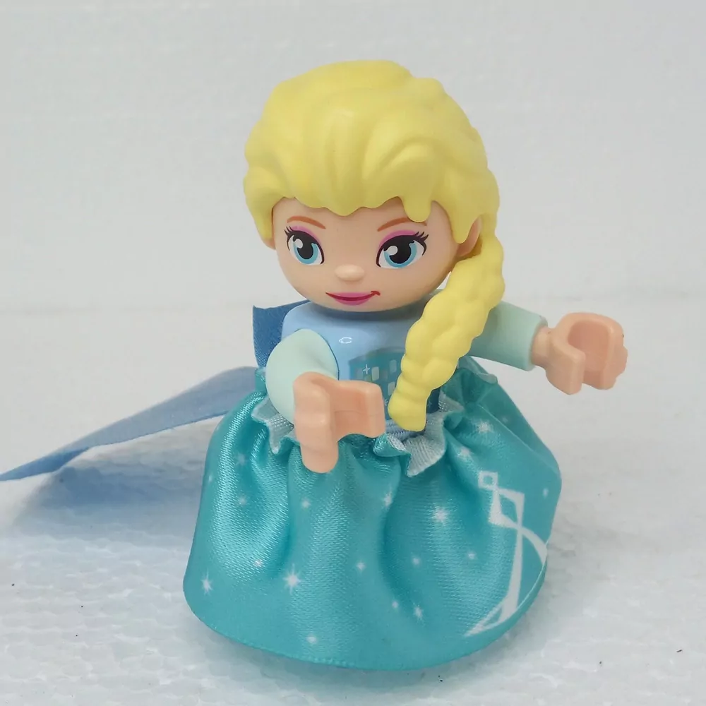 Lego® Duplo® Panáček Žena Elsa v šatech