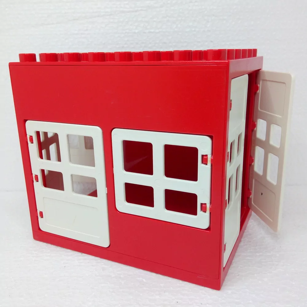 Lego® Duplo® Domeček 6x8x6 průchozí z boku
