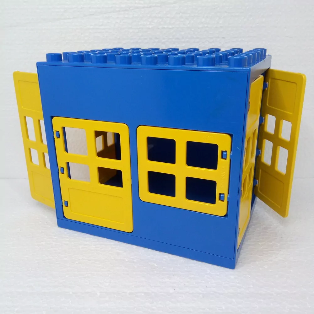 Lego® Duplo® Domeček 6x8x6 průchozí z boku