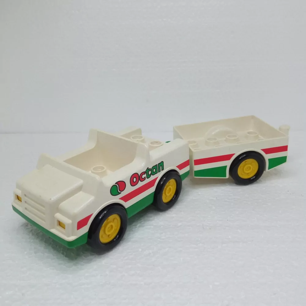 Lego® Duplo® Autíčko octan s vozíkem