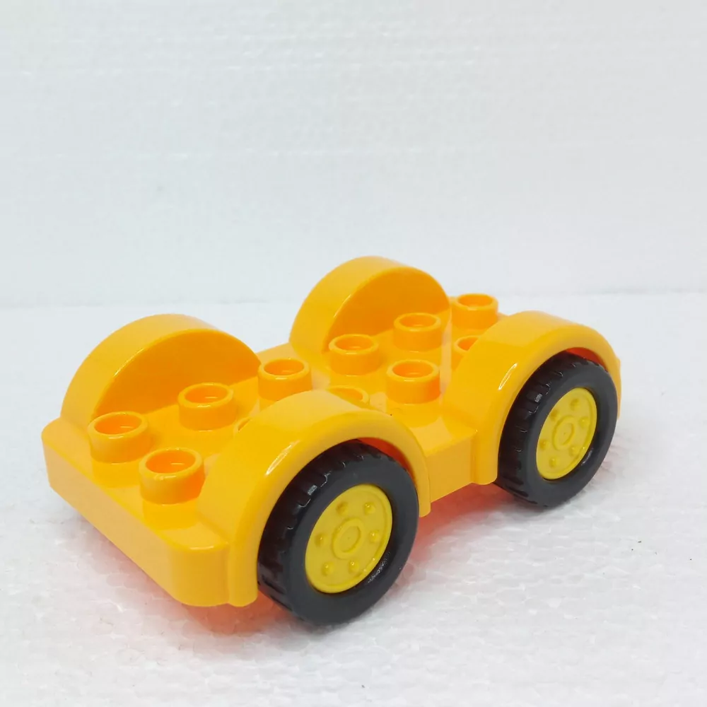 Lego® Duplo® Podvozek autíčka tmavě žlutý