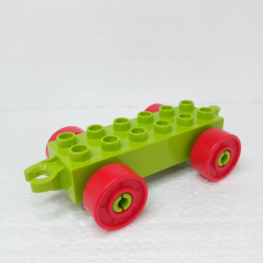 Lego® Duplo® Podvozek světle zelený, červená kola