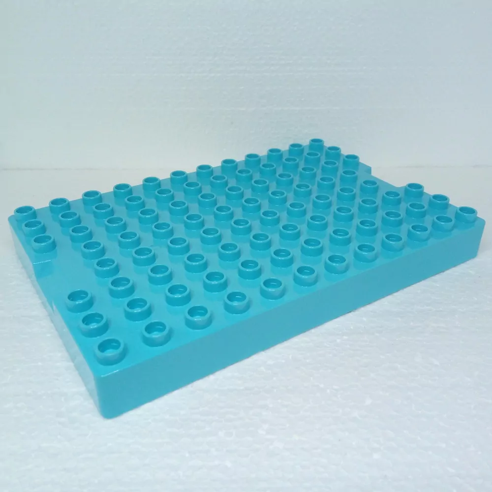 Lego® Duplo® Podložka 8x12 světle modrá vysoká s výřezy