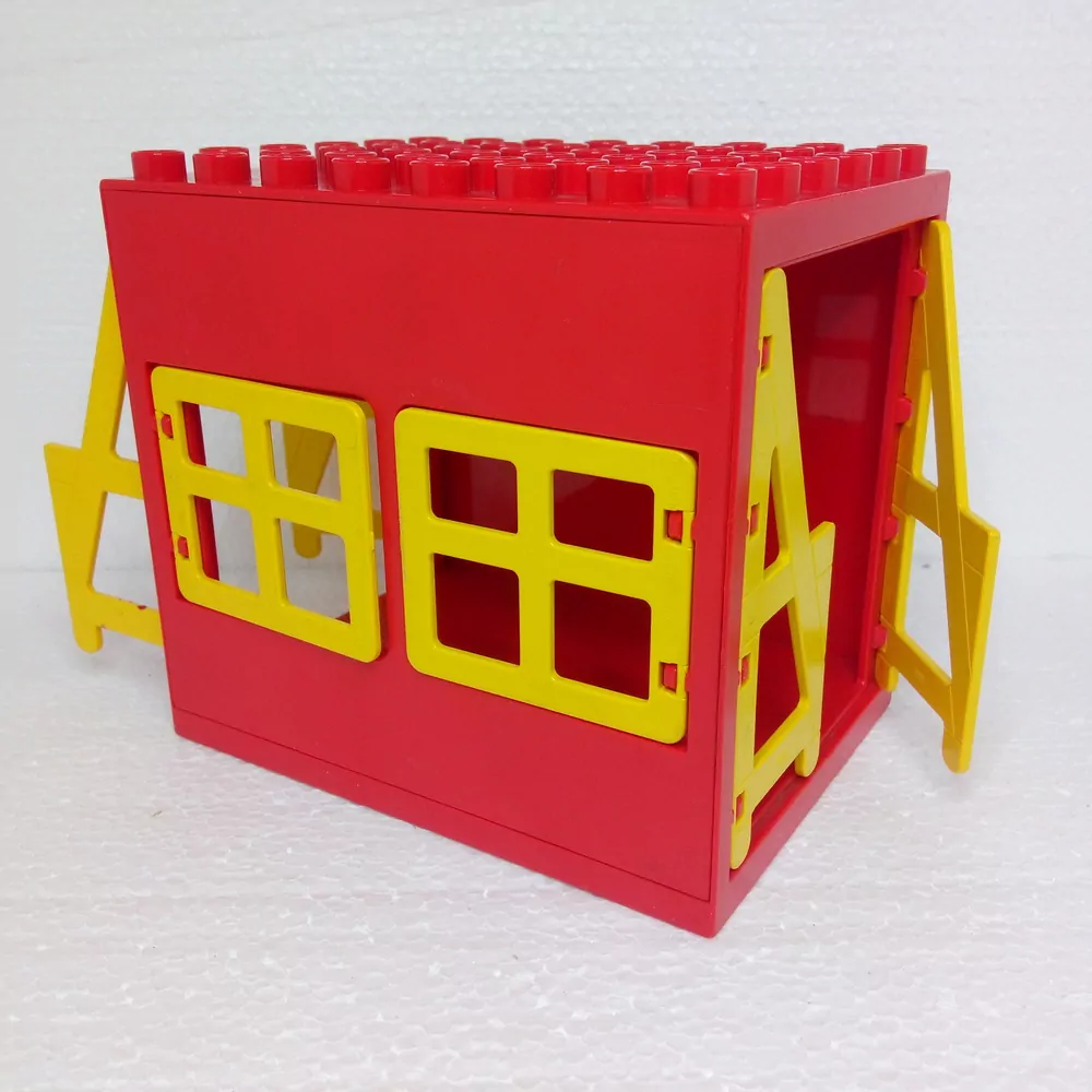 Lego® Duplo® Domeček 6x8x6 průchozí z boku