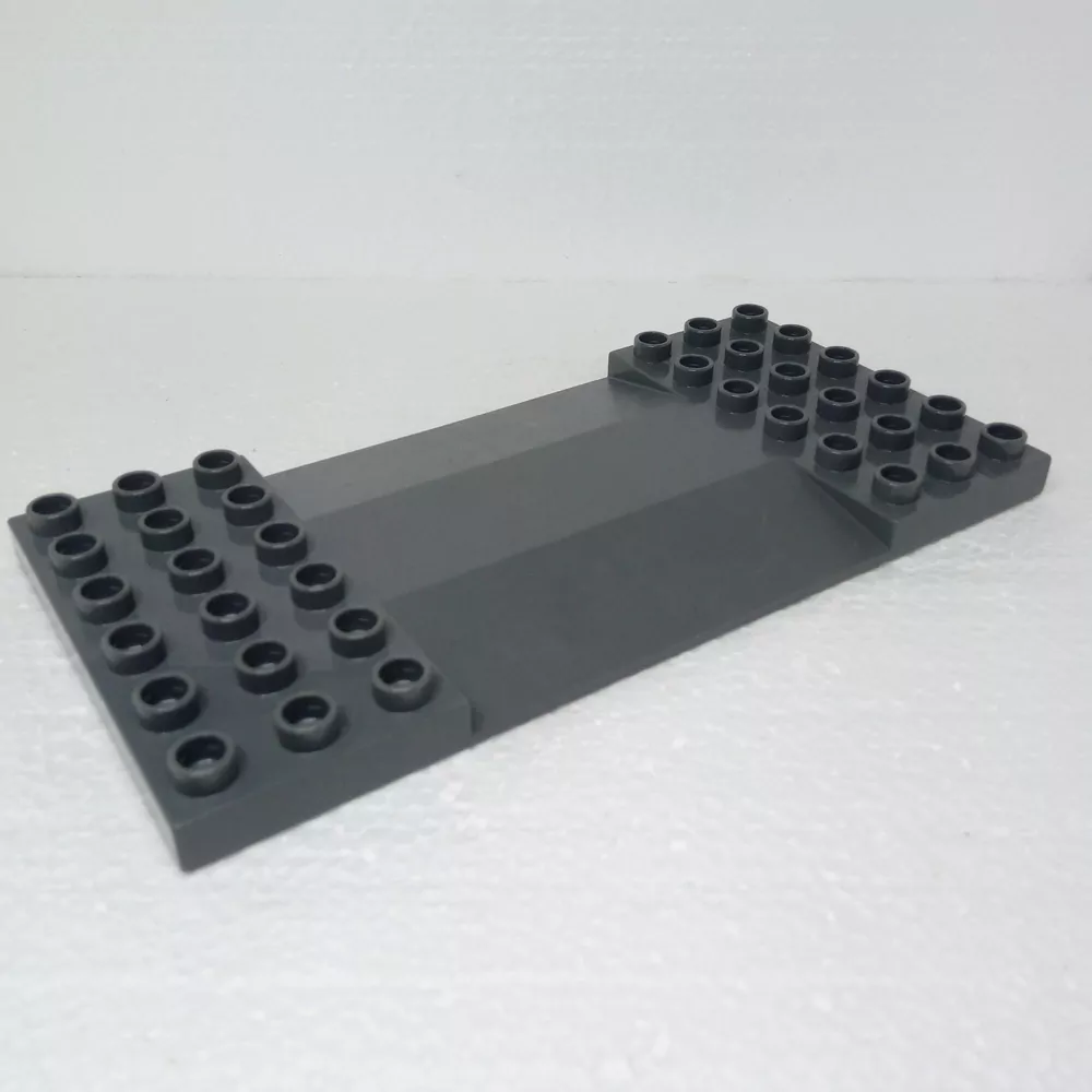 Lego® Duplo® Podložka 6x12 šedá s přejezdem