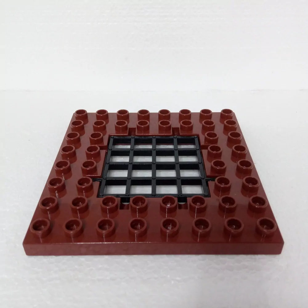 Lego® Duplo® Podložka 8x8 hnědá s výřezem a mříží