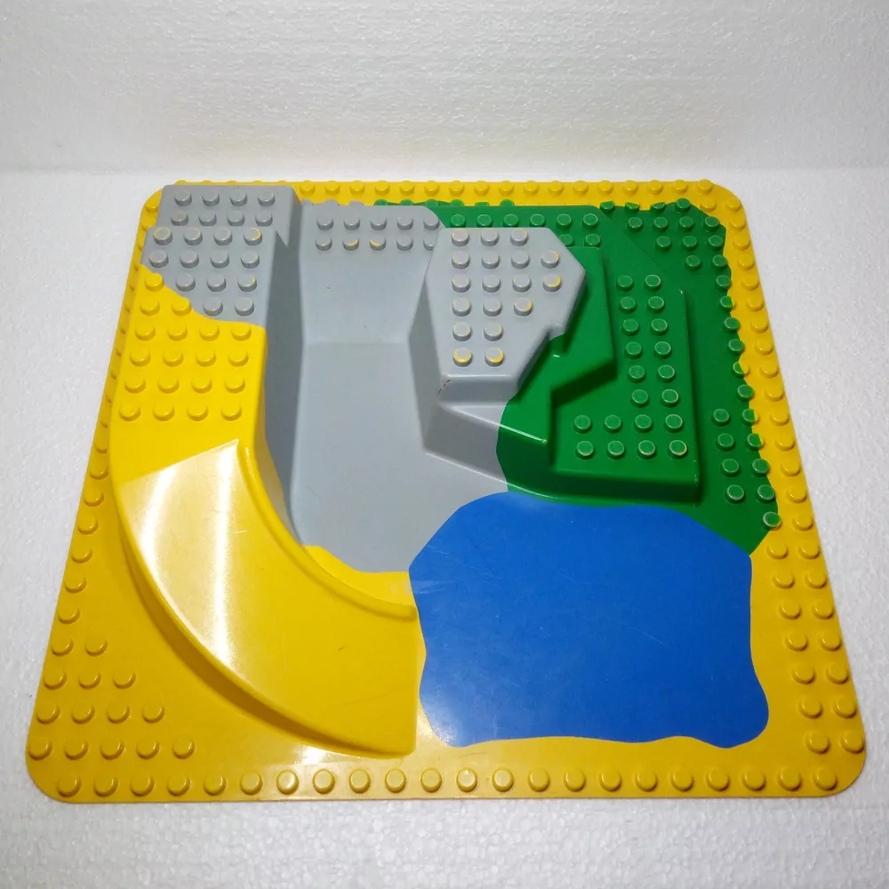 Lego® Duplo® Podložka 3D zelená, žlutá, modrá 24x24