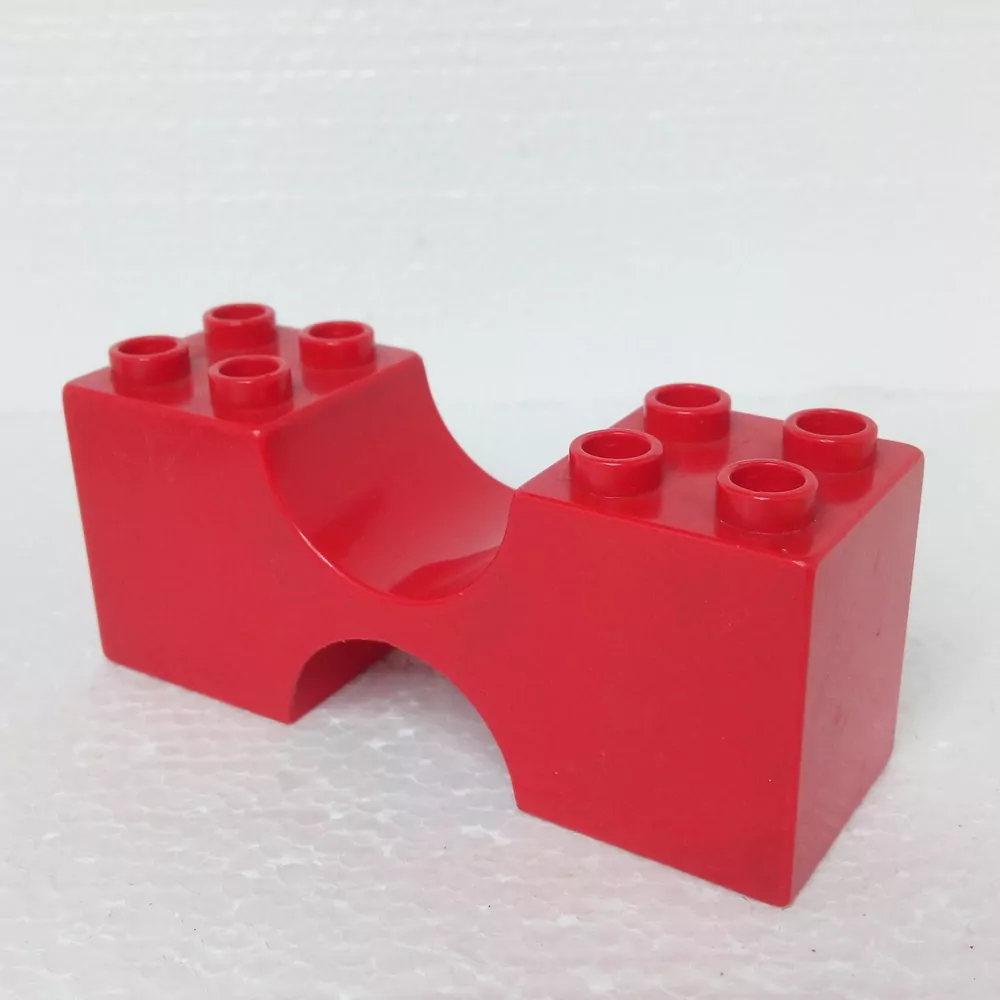 Lego® Duplo® Kostka 2x6x2 s výřezem červená