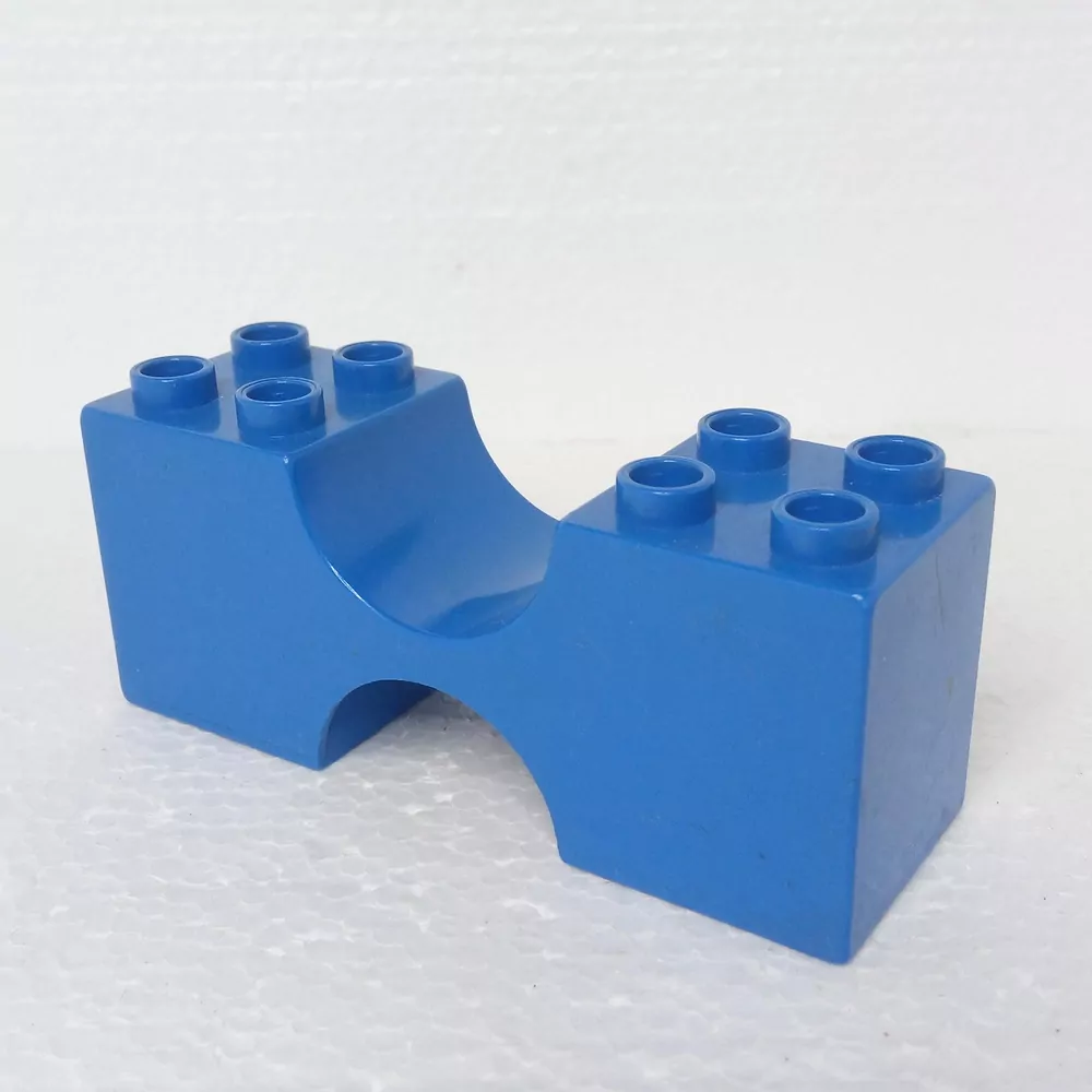 Lego® Duplo® Kostka 2x6x2 s výřezem modrá