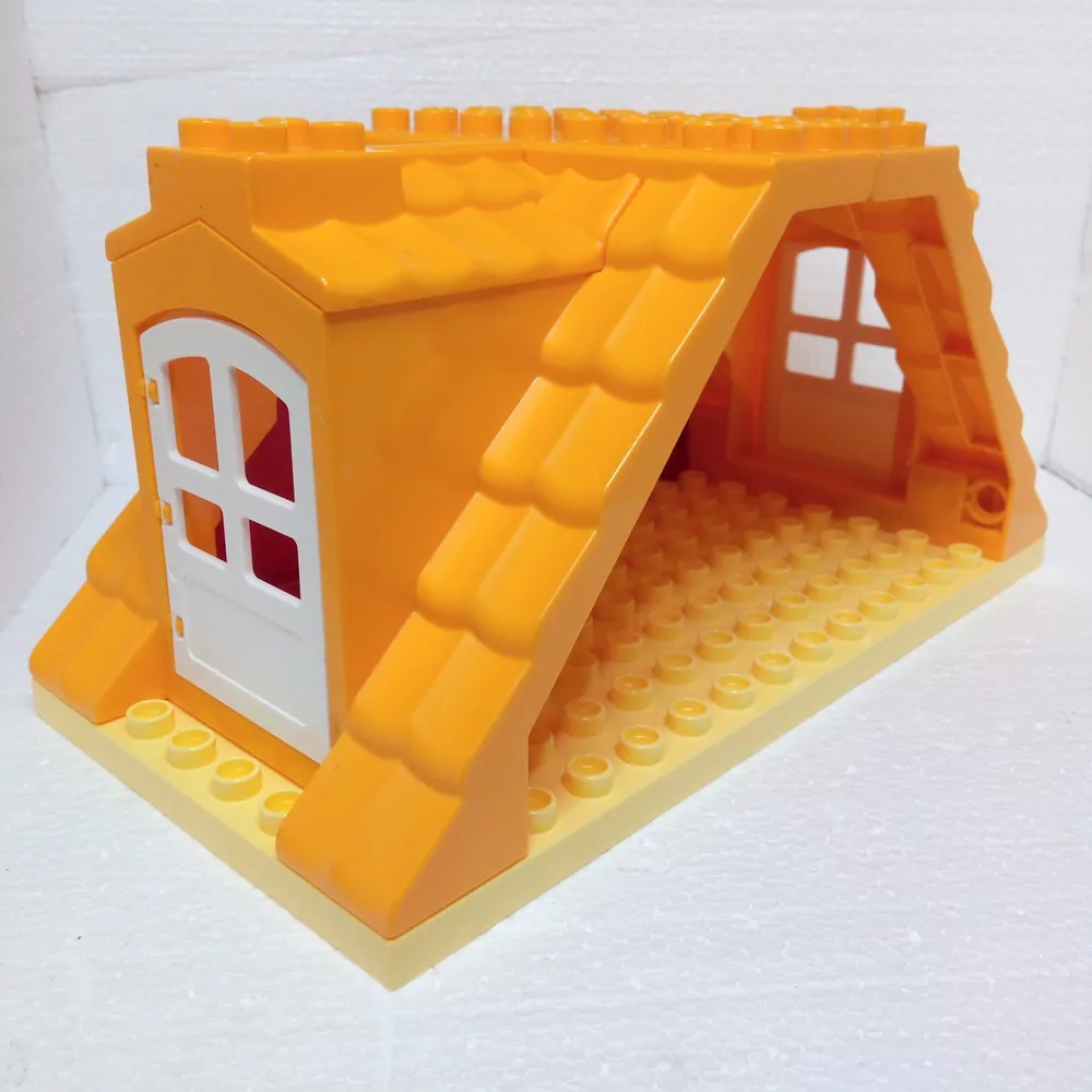 Lego® Duplo® Podkroví žluté (červená stěna) 8x16