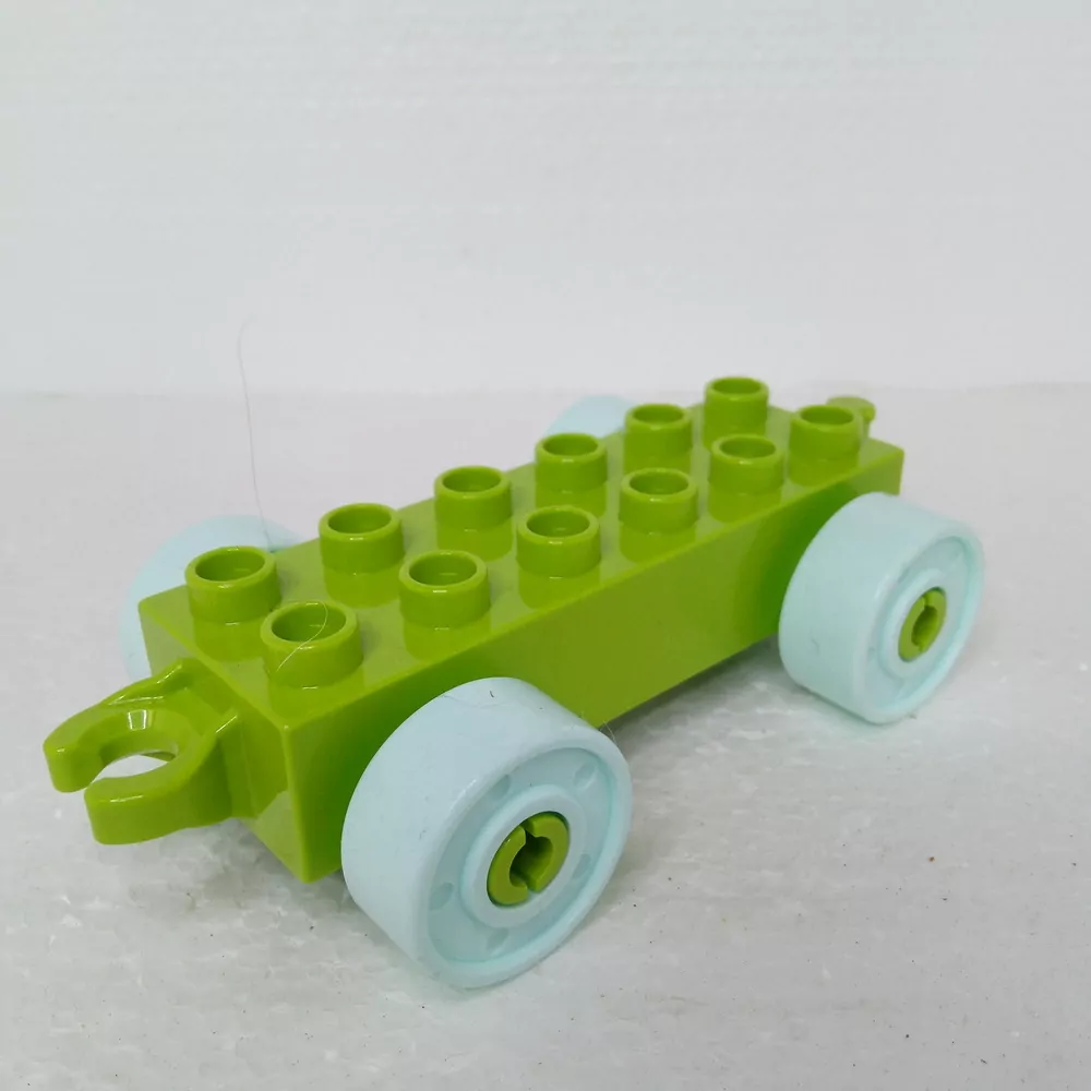 Lego® Duplo® Podvozek světle zelený, světle modrá kola