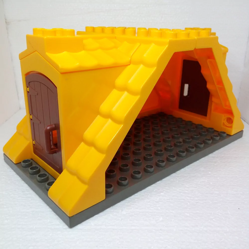 Lego® Duplo® Střecha s dveřmi žlutá (červená zadní stěna)