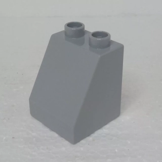 Lego® Duplo® Kostka 2x2x2 zkosená šedá